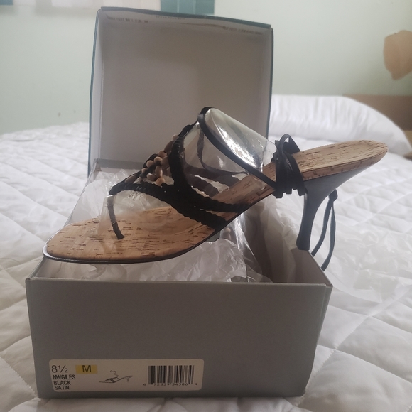 Sandals - Picture 3 of 3